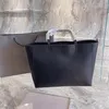 Bolso de compras de moda Diseñador Mujeres Bolsos de hombro Impresión de letras Bolso de mano casual Bolsos de mujer de alta calidad237f