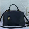 Petit palais tygväska belagd duk guldfärg hårdvara överdimensionerad präglad läder handväska topphandtag plånböcker lyx designer shopping axel väskor crossbody