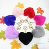 Pom Pom Keychain Pompom Anahtar Zinciri Kalp Top Anahtar Kilitleri Kabarık Sahte Sahte Tavşan Kürk Keleşim Anahtar Yüzük Kadın Çanta Takımları Moda Aksesuarları