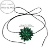 Pendant Necklaces Elegant Flower Necklace Retro Neck Jewelry Stylish Charm Perfect For Fashionable Women