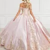 Luxury Pink Shiny Quinceanera Dresses 2024 Gold Lace Appliqued Beads Crystal Off the Shoulder Ball Clow Sweet 15 Vestidos de