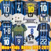 Inters Milans 레트로 축구 유니폼 Ronaldo Crespo Adriano 97 98 99 00 03 04 07 08 09 2011 2011 Finals Milito Sneijder J.Zanetti Vintage Men Kids Classic 축구 셔츠