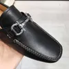 2024 S Kleidschuhe Neue Schuhe Sommer Top -Layer Cowhide Black Casual Geschäfte atmungsaktiv und keine Ferragmoities Ferragammoities Ferregamoities Feragamoities Over