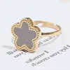 Band Rings Plum Blossom New Adjustable Opening Acrylic Shell Ring Women's Plant Five Leaf Flower Creative Free Shipping Gift Clover 240125