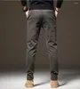 Pantaloni da uomo Autunno Inverno Uomo di alta qualità Elastico in vita Slim Thick Coffee Twill Pantaloni cargo di marca Maschile Plus Size 28-38