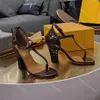 Sandalen hakken Luxe Designer Slingback Dames Casual schoenen Uitgehold Hoge hak 90 mm Pompen Krokodil Koeienhuid Dames Sexy Party Slippers Schoen met doos 10A 35-42