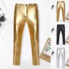 Pantaloni da uomo moto in pelle pudri di pelle marchio lucido oro oro rivestiti metallici Nightclub Stage si esibisce per i cantanti