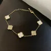 Original 1to1 Van C-A rouge Tiktok Net même bracelet d'herbe à quatre feuilles femmes ins petite foule tempérament de luxe coquille blanche diamant cinq fleurs chanceux 2OG5