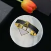 Designer jóias parda pulseiras ppdda latão invertido triângulo etiqueta pulseira simples e high end versátil moda pulseira para mulher