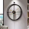 Horloges murales 1 pcs style européen horloge salon personnalité créative mode moderne simple artiste chambre montre