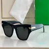 Lunettes de soleil d'été pour hommes et femmes, Style œil de chat, Anti-Ultraviolet, rétro, monture en planche, mode, boîte aléatoire