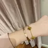 ORIGINAL 1TO1 VAN C-A ​​Version Four-Leaf High Clover Five Flower Armband V Gold Female Double-Sided Tiger Eye Thick Electropating Live Goodsft0i1yw9