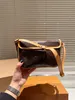 24SS Dames Luxe Designer Japanse Middeleeuwse Vintage Gouden Zitzak Dames Handtas Schoudertas Crossbody Tas Messenger Bag Portemonnee 22cm