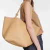 Sac de banlieue Le sac à main en rangée de haute qualité de grande capacité Nouvelle mode femme en cuir de créateur en cuir croix