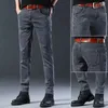 Designer Kleding Mannen Herfst Koreaanse Mode Elastische Stretch Strakke Fit Veelzijdige Jeugd Slanke Mannelijke Skinny Jeans Broek Broek 240124