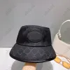 Desinger Bucket Hats Fashion Men Womens Caps Beach Overism Wide Brim 모자 클래식 더블 레터 캡 럭셔리 버킷 모자 서명 레이스 업 야구 모자