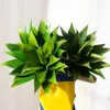 Decoratieve Bloemen Tropische Yuccaboom Grote Kunstplanten Nep Ingemaakte Tak Plastic Agava Bladeren Groene Palmbladeren Voor Thuis Buiten