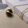 디자이너 Celins Jewelry Saijia Tiger Eye Stone Necklace Fashion Long Necklace 남자 패션 독특한 볼 쇄골 체인