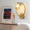 Lampes murales Lampe Boule de verre intérieure LED Lumières pour chambre à coucher à côté de l'applique intérieure Éclairage de la maison Cuivre noir