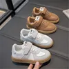 2024 neue Zauber Farbe Pu Leder Jungen und Mädchen Sport Schuhe Flache Weiche Sohle Outdoor Casual Schuhe kinder Laufschuhe flut