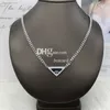 Collier chaîne Triangle de luxe, pendentif en cristal doré, pendentifs plaqués lettres avec boîte-cadeau, bijoux à la mode