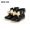 Mini DD Barn Rainboots Gilrs Fashion Högkvalitet Jelly Shoes Sparkle Princess Bow Shoes PVC Non-Slip Rain Boot DD018 240125