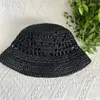 Chapéu de praia de verão Triângulo Carta Designer Cap Escavado Criativo Versátil Gorra Homens Cool Seaside P Cor Pura Preto Popular Famoso Chapéus de Palha Elegante PJ088