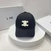 Ball Caps Ball Caps Luxe designerhoed geborduurde baseballpet vrouwelijke zomer casual casquette honderd bescherming tegen de zon 2024