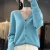 Kvinnors stickor Autumn Winter Women Merino Wool Sweater V-Hals Solid Sticked Cardigan Casual Tjock Jacket Loose Moft Knitwear