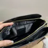 Livre en cuir noir Luxurys Portefeuille de luxe Le sac fourre-tout Lady Femmes Grand sac à main Portefeuilles Sacs à main Femmes Designer Totes Beach Designers Femme Sacs Sacs à main Sacs à main 4A AC