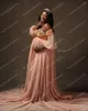 Lässige Kleider Zurückhaltende nackte rosa Perlenblumen Mutterschaft für Po-Shooting aus der Schulter Schatz Tüll Schwangerschaftskleider nach Maß