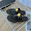 Designer Slippers thong Flip Flop Brand women Slides Fashion sandals Women Shoes Summer Beach casual slippers Slide Flat Classic Slide Flat Sandal