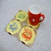 Dekoratives Einhorn-Weihnachts-Set für 4 Tassenuntersetzer, Partygeschenke, chinesischer Seidenbrokat, quadratischer Tee- und Kaffeeuntersetzer, Monster-Pad, Tischset, 233 Stück