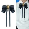Papillon squisita cravatta e spilla combinata camicia da studente scolastico Accessori papillon ideali per gli appassionati di moda