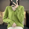 Kvinnors stickor Autumn Winter Women Merino Wool Sweater V-Hals Solid Sticked Cardigan Casual Tjock Jacket Loose Moft Knitwear