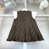 Nieuwe meisjes trainingspak babyjurk set maat 100-150 partydress past effen kleur korte mouwen en letter gedrukt hemdje jurk jan20