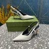 Kvinnor Slingback Pump Feminine Pointed Toe High Heel Sandals Velvet Patent Leather Fashion Wedding Shoes Designer Party Shoes Luxury Slingbacks Pumpar lädersula