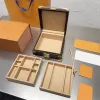 Caja de bolsos de diseñador, caja de reloj de cuero para mujer, organizador de lujo para hombre, caja de almacenamiento de joyería, bandeja de anillos de moda para mujer de 3 tamaños, estuche de cosméticos