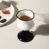 Tazze Calice in ceramica vintage Bicchiere da cocktail stile francese Ins Tazza da caffè avanzata di nicchia Vino rosso a forma di acqua