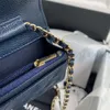 2023 Top -Qualität Designer -Umhängetaschen Kette Handtasche Handtasche Plaid -Geldbörsen Doppelbuchstaben Solid Schnalle Schaffell Kaviar Muster Frauen Luxus gleichrangig