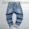 Jeans créatrice de créatrice de la mode masculine en jean pour hommes et étirement étissant les pantalons slims masculins clairs IDK4 2024