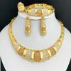 Últimos conjuntos de joyas de color dorado de Dubai, collares chapados en 18 quilates para mujer, pendientes, anillo, pulsera, accesorios para fiesta de boda 240122