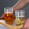 Großhandel mit handgefertigten gestreiften Wassergläsern aus Glas und Herstellern von Whiskygläsern