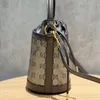 Temperamento Moda Bolso de mujer Nuevo bolso tipo cubo Bolso cruzado Bolso de compras de alta calidad Gran capacidad Portátil para el trabajo Azul marino oscuro