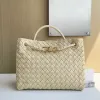 Hot B Family 8-Line Buckle Andiamo Bag Original Leather New Woven Women Women Single Crossbody Crossbod