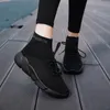 Lekkie sneakery mężczyzn oddychające męskie buty zwykłe Buty na zewnątrz Niezłuszczowy Sport Sport Fashion Women Sock Boots Para 240130