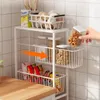 Kök förvaringsföremål Kylskåp Sidhylla för kryddor som landar flerskiktskorgar Pull Design Vegetabilisk rack