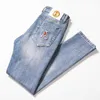 Designer Jeans pour hommes Nouveaux jeans d'été de couleur d'été.