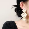 Boucles d'oreilles pendantes en métal blanc avec grande fleur pour femme, bijoux quotidiens, pendentif, cadeau, tendance, 2024