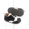 Primi camminatori Primavera e Autunno Scarpe per bambini Stile britannico PU Pelle 0-1 anni Stringate Bambino all'ingrosso 2805